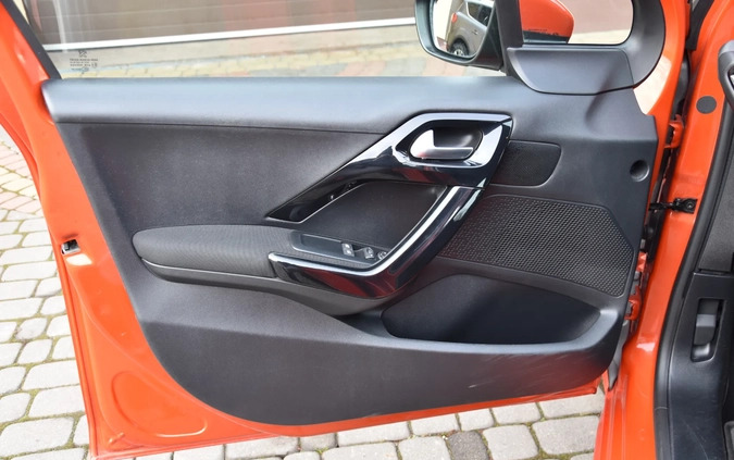 Peugeot 208 cena 34900 przebieg: 54717, rok produkcji 2018 z Janów Lubelski małe 704